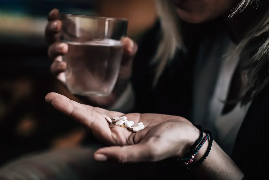 medication-assisted-treatment-for-heroin-addiction-withdrawal
