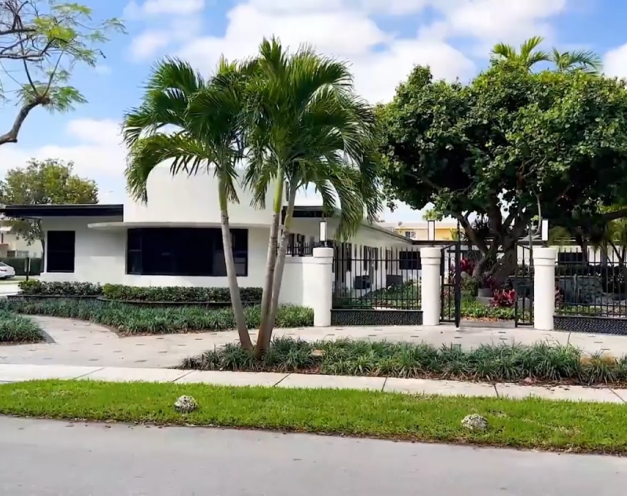 Compassion Behavioral Health Residential Facility in Hollywood Florida Front Gate